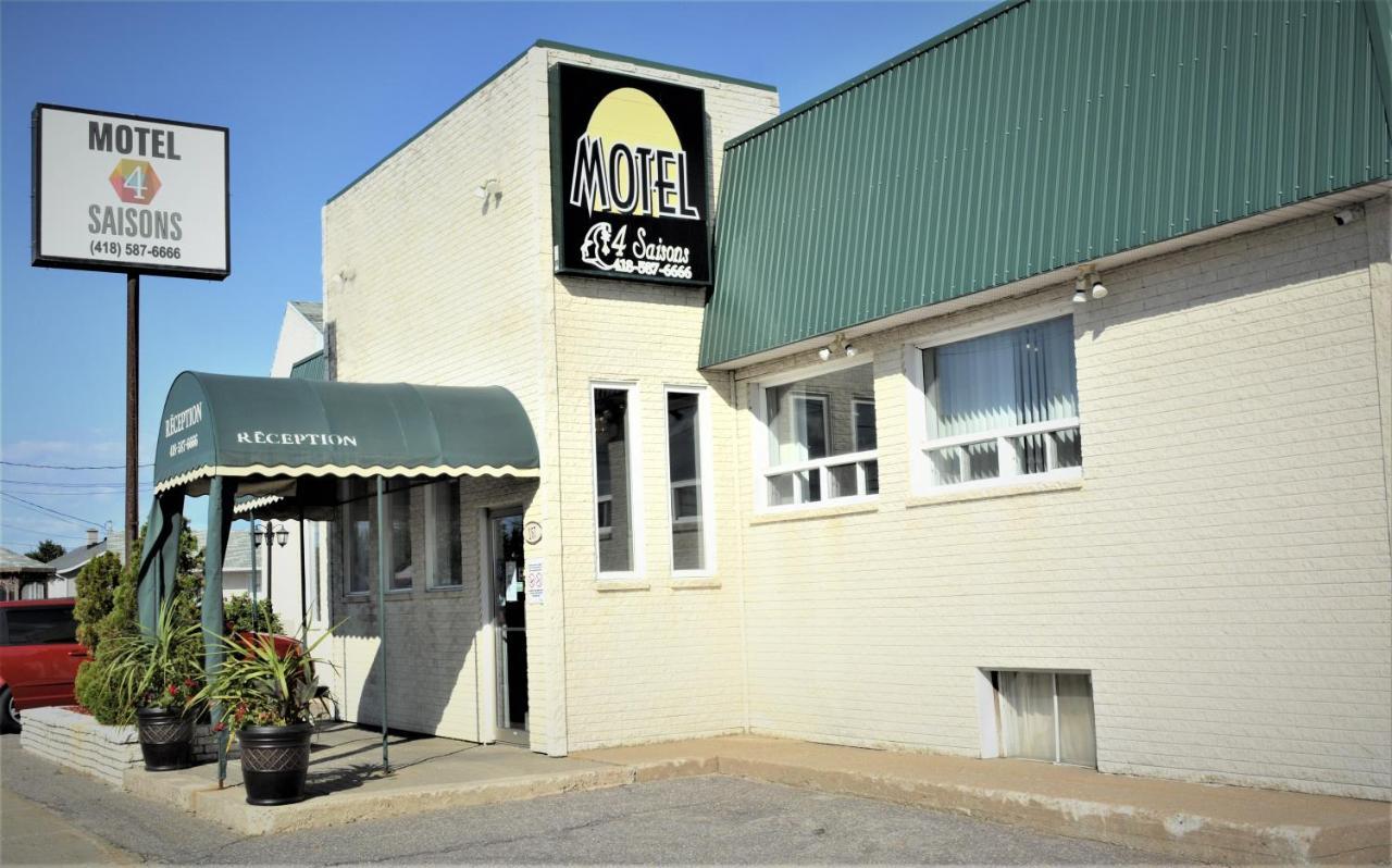 Motel Quatre Saisons Forestville Eksteriør bilde